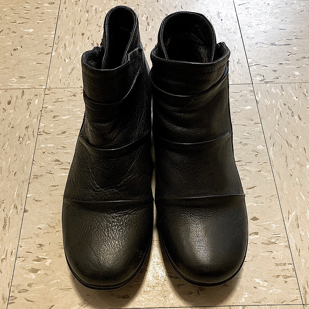 Skechers bootie